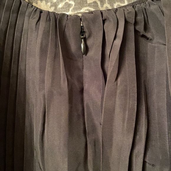 🎉🎉🎉HP🎉🎉🎉Nwt Express Sz SP Black zip back fan cap sleeves - Picture 7 of 9